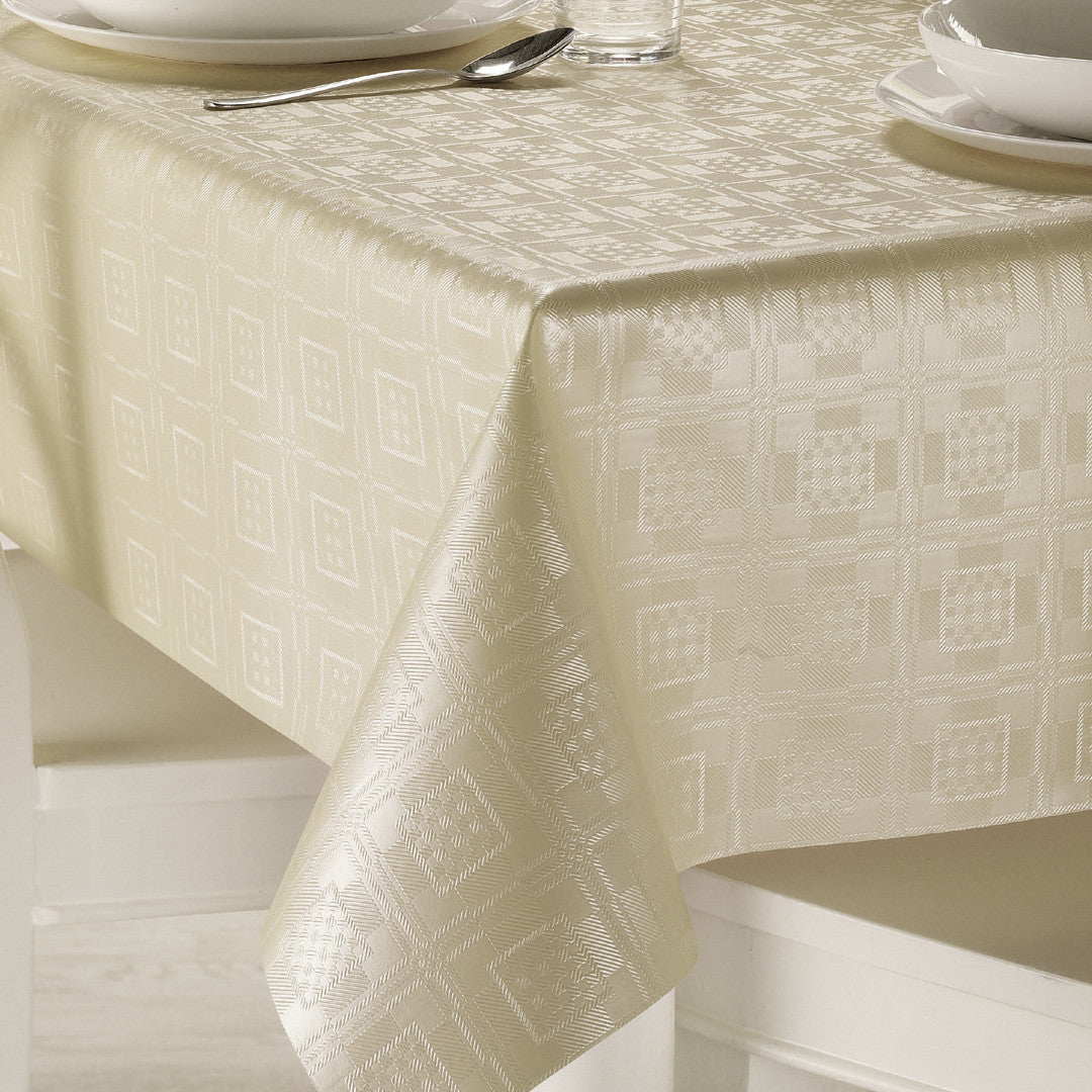 Champagne Damask – Elegant voksduk med klassisk damaskmønster i champagnefarge, hjørne