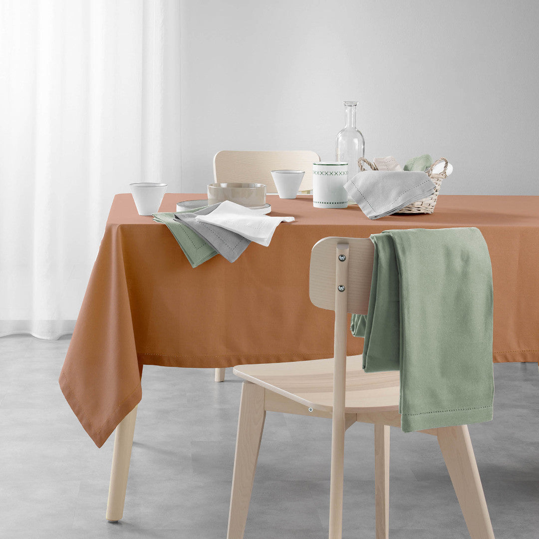 Charline Mocha – Ensfarget bomullsduk 140 x 240 cm miljø utvalg