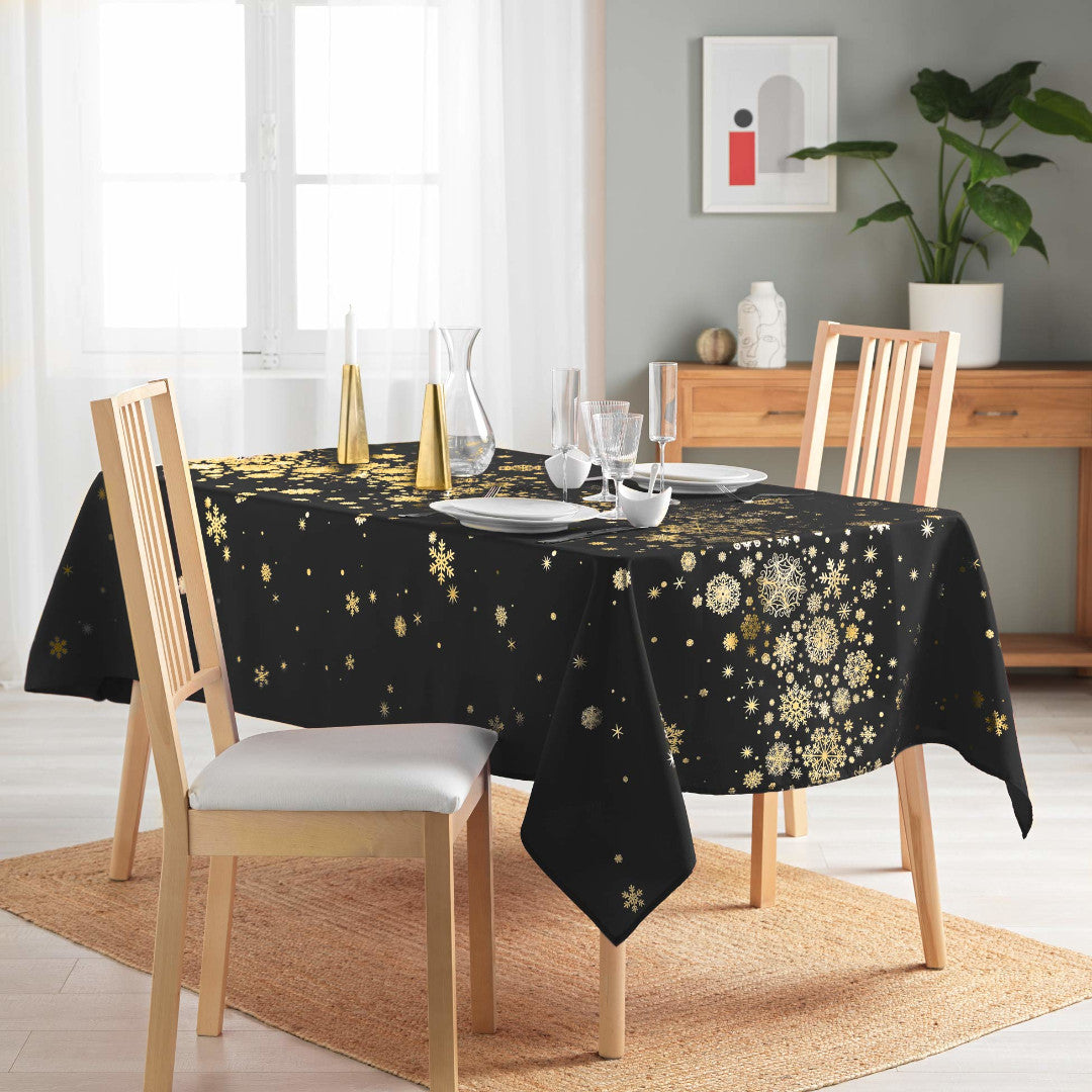 Constellation Sort/Gull - juleduk med metalltrykk 150 x 240 cm miljø 2
