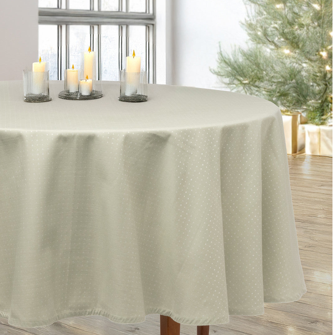 Dotea Sage - Rund damaskduk med prikker Ø 160 cm miljø jul