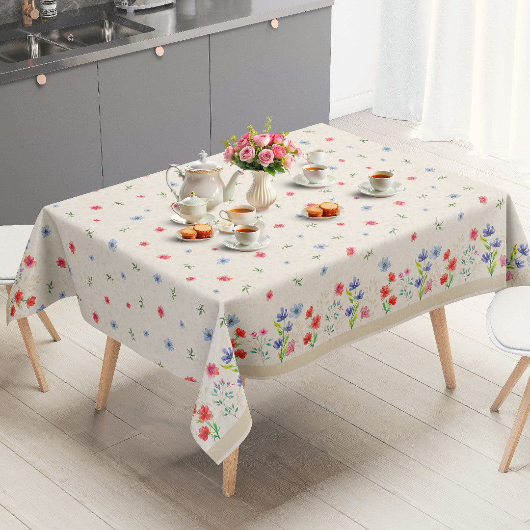 Engblomst Beige – Voksduk med blomsterbord, miljø