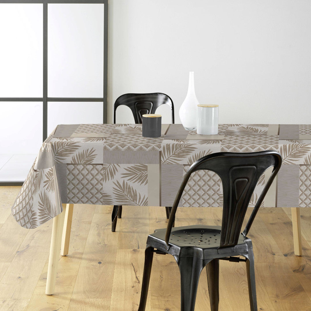 Ginger Luxury Naturel – Voksduk med botanisk patchworkmønster, hjørne, miljø