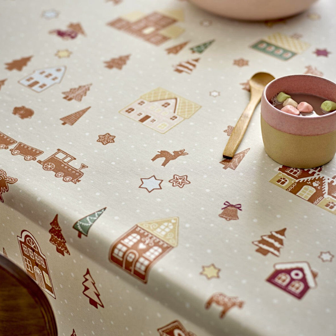 Gingerbread juleduk – Södahl akrylduk i 100 % bomull med antiskli bord