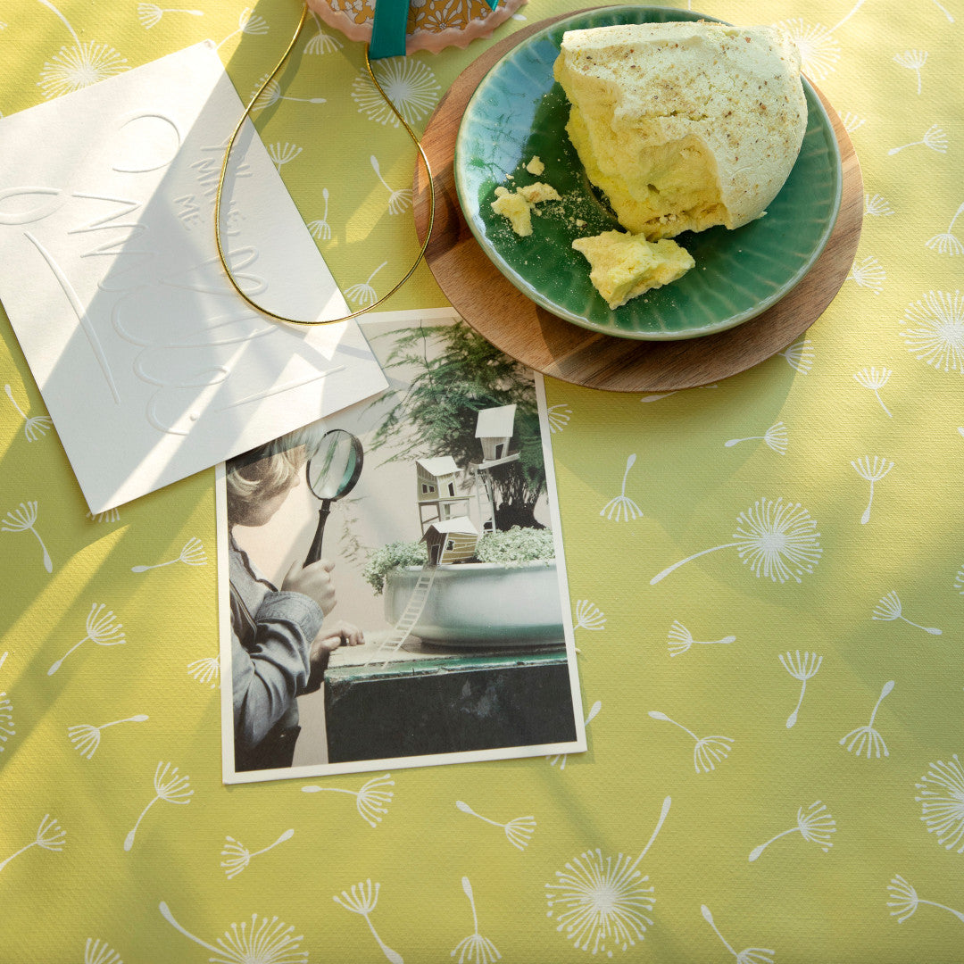 Let it go Avocado – Captain Cook voksduk med grafisk naturprint, nærbilde