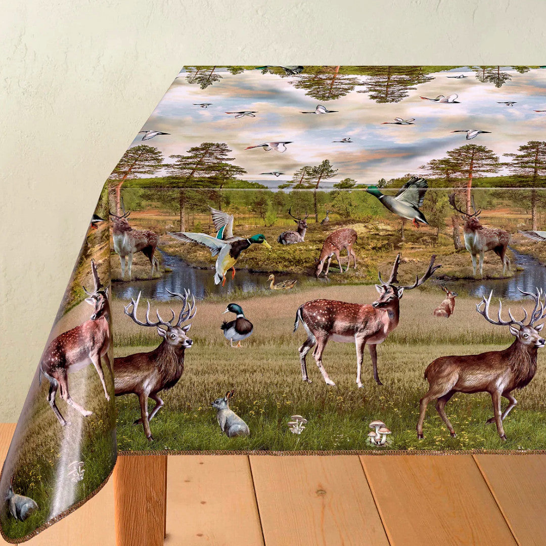 Jaktmotiv – Voksduk med hjorter, ender og skogens dyr