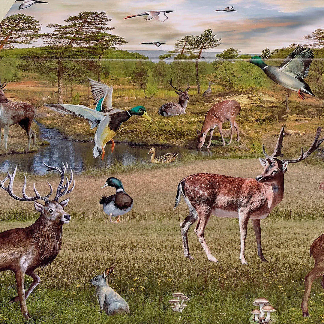Jaktmotiv – Voksduk med hjorter, ender og skogens dyr, naturstemning