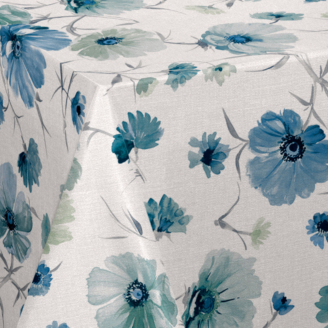 Nordfavn Gerbera Blå – Voksduk med blomsterprint i blå nyanser, hjørne