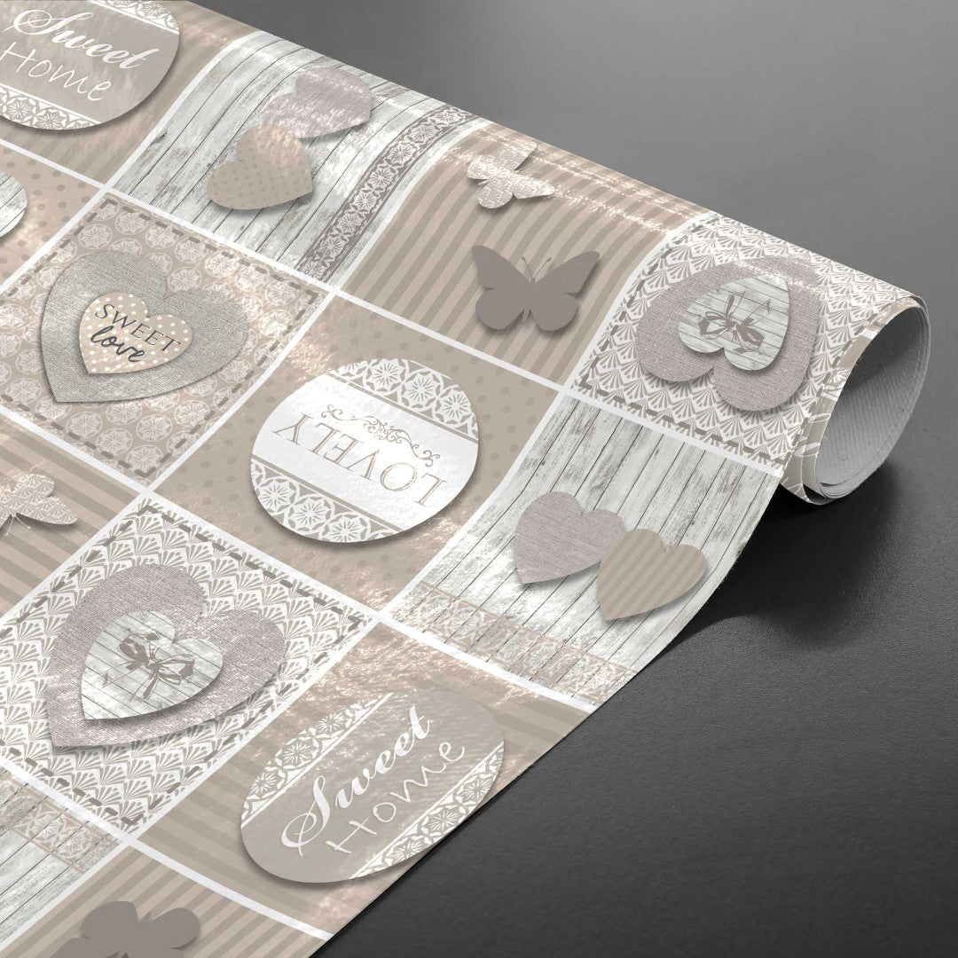 Papilys Grey - Voksduk med hjerter og sommerfugler i myke naturfarger, rullet