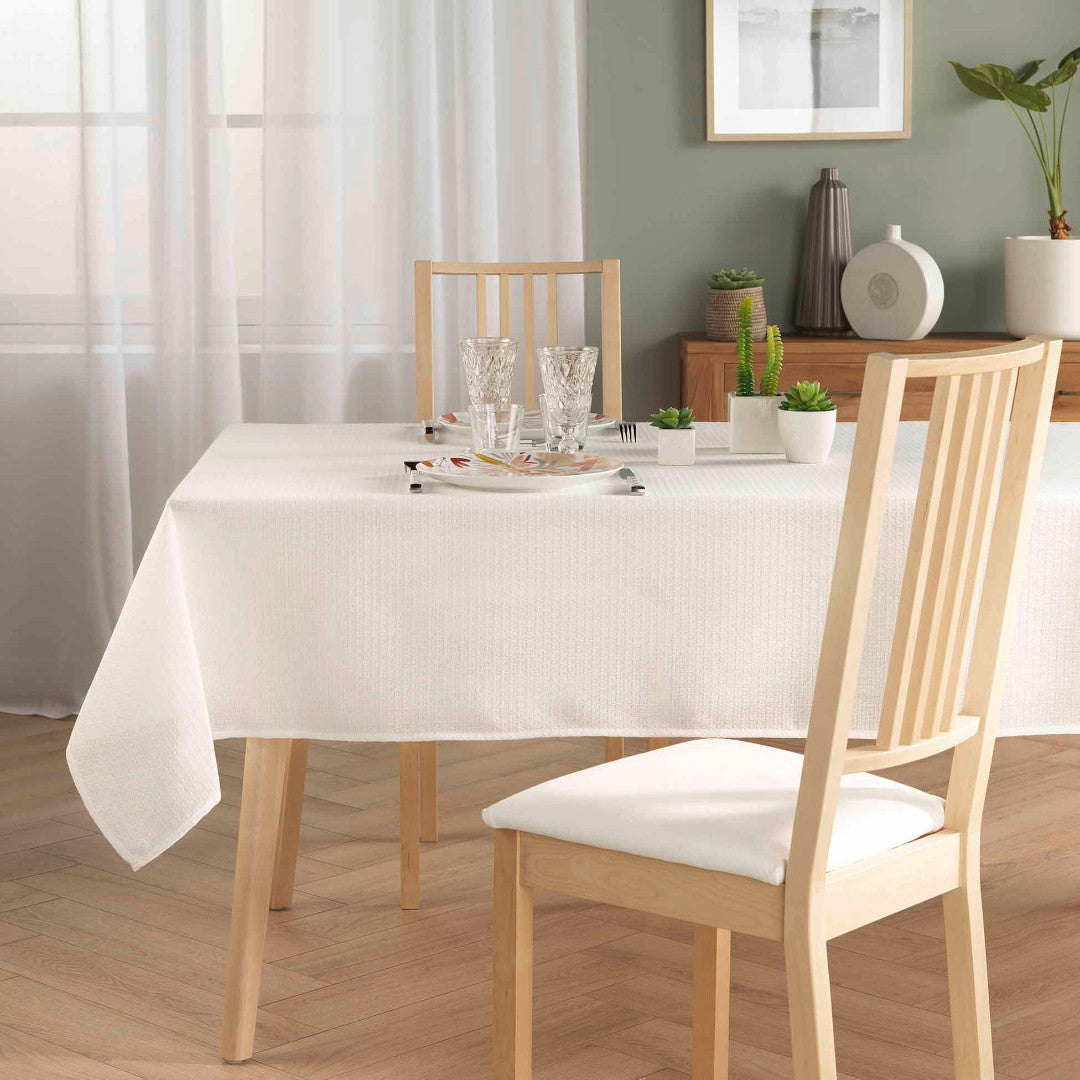 Stella – Damaskduk med diskret, vevd struktur – 140 x 240 cm miljø