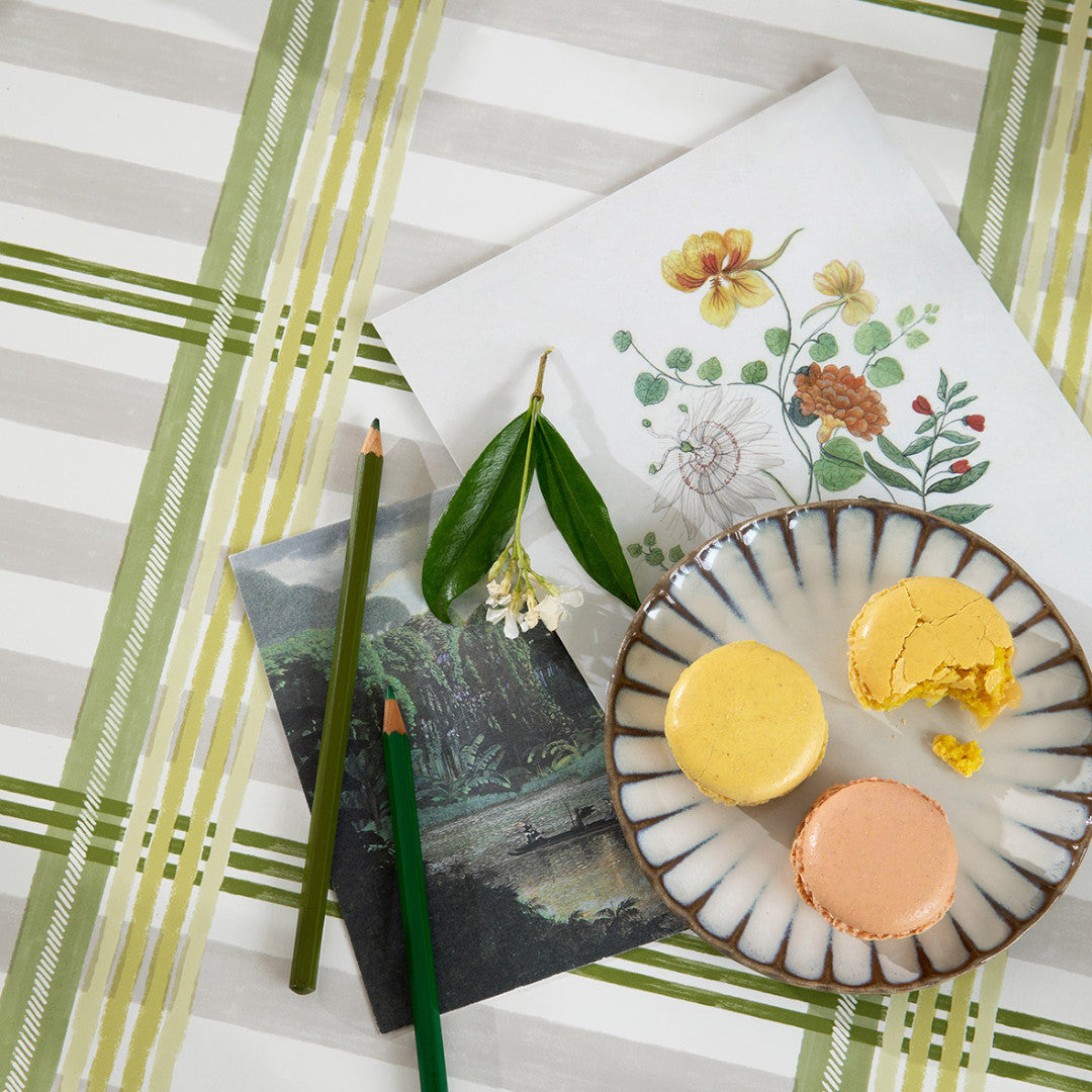 Tea Milady? Linen – Lola voksduk med stripete design, nærbilde