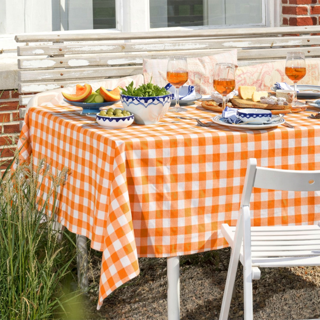 WOW Spring Apricot – Rutete bomullsduk 150 x 300 cm, miljø hjørne