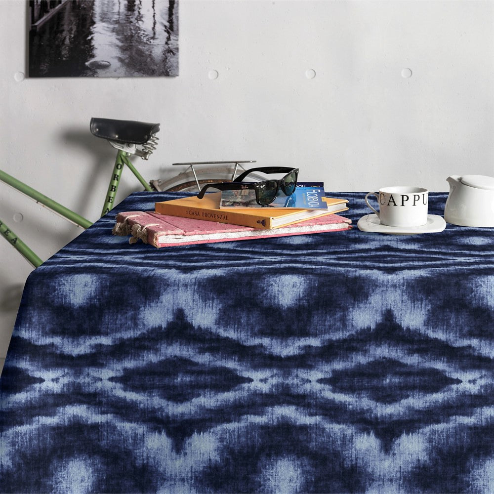 Saura Denim – akrylduk med flott batikaktig design, 140 cm