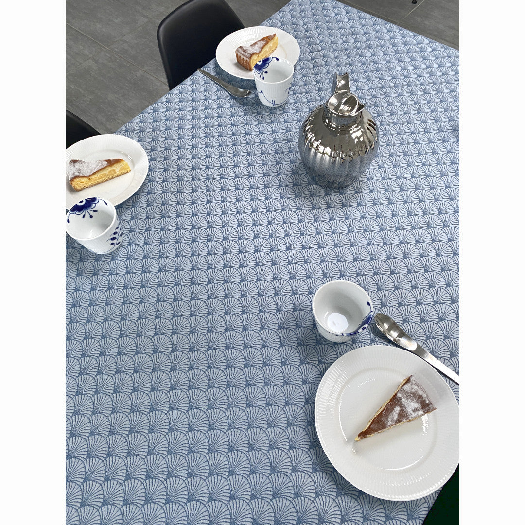 Amigoni Støvet Blå - Jacquardvevd akrylduk, 180 cm bred