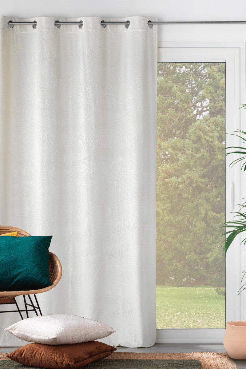 Analia preget velur Natural – Mørkleggingsgardin 140 x 240 cm miljøbilde