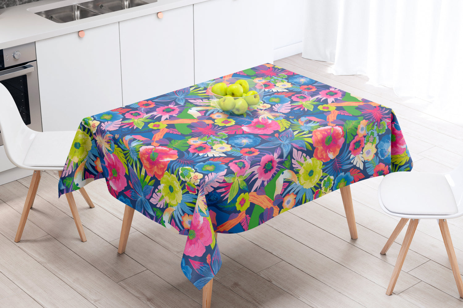 Araca Marine - Akrylduk med store, flotte blomster - 155 cm bred