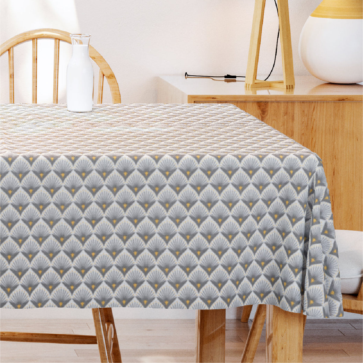 Baker Taupe - Akrylduk med flott grafisk motiv