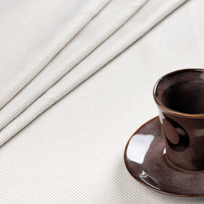 Linstruktur Ø 240 cm rund damaskduk med linstruktur hvit