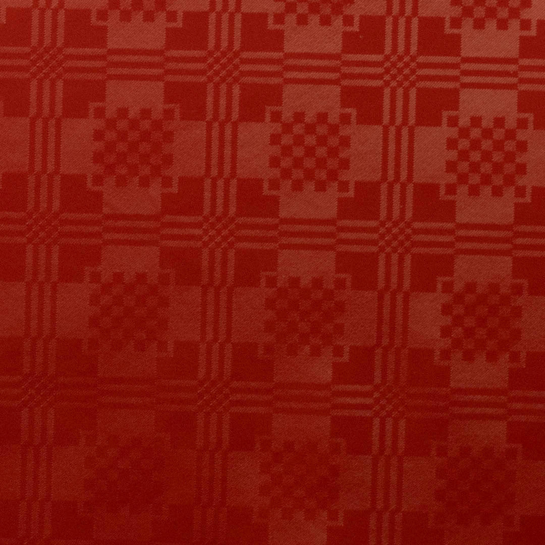 Damask Carre Classic Rød damaskpreget voksduk mønster