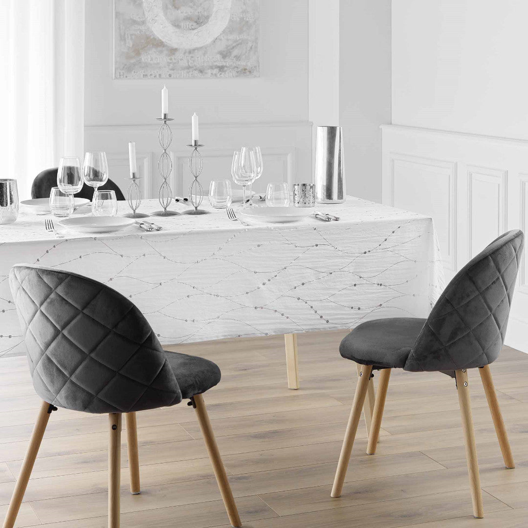 Firmament Metallic hvit mikrofiberduk med sølvstjerner i miljø