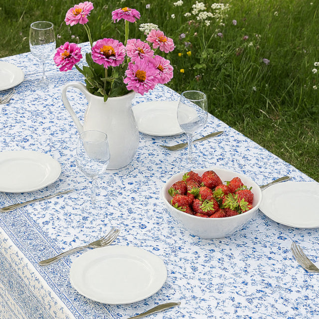 Fleurs Des Champs Blå/hvit – Rektangulær provenceduk 160 x 160 cm