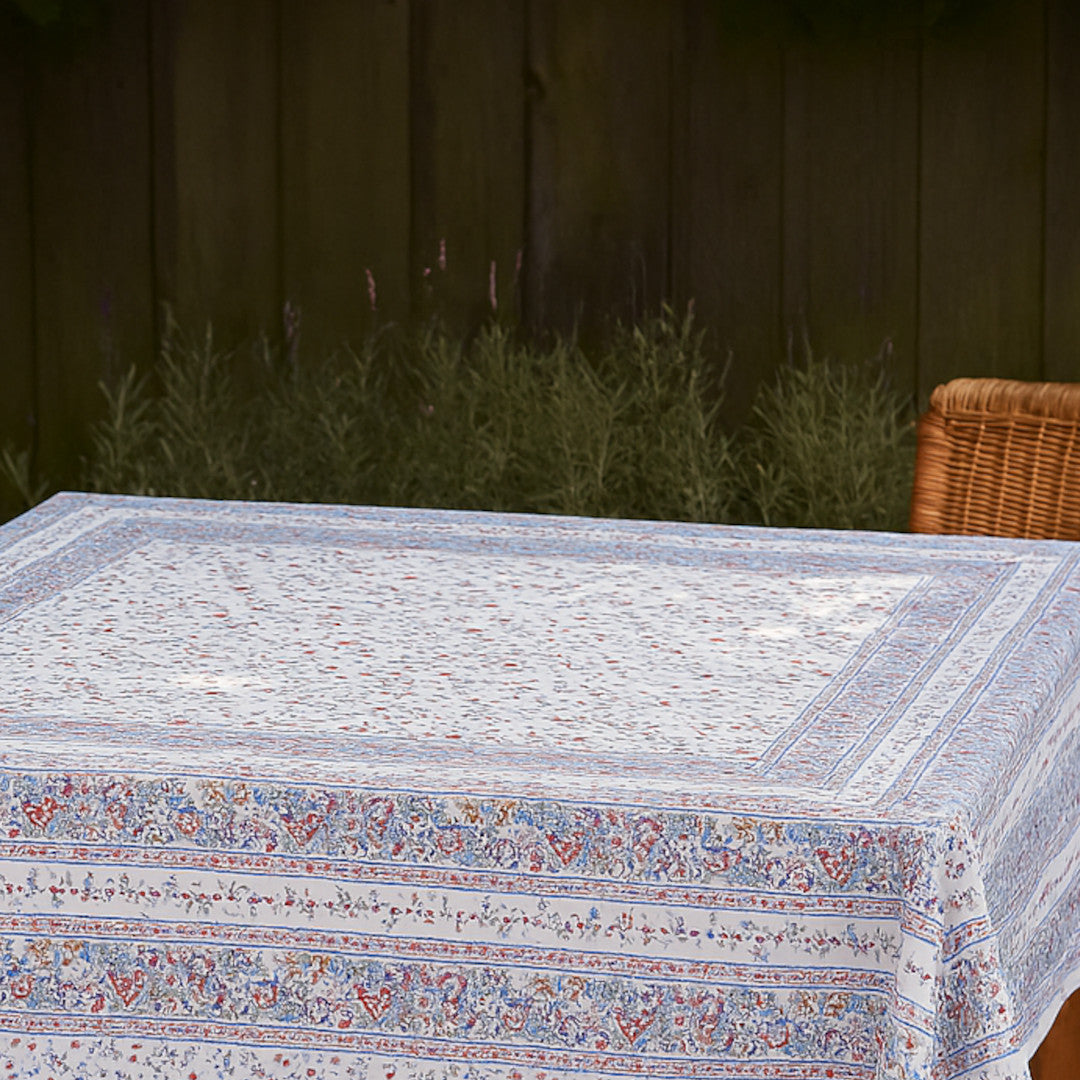 Fleurs Des Champs Multi – Rektangulær provenceduk 160 x 160 cm