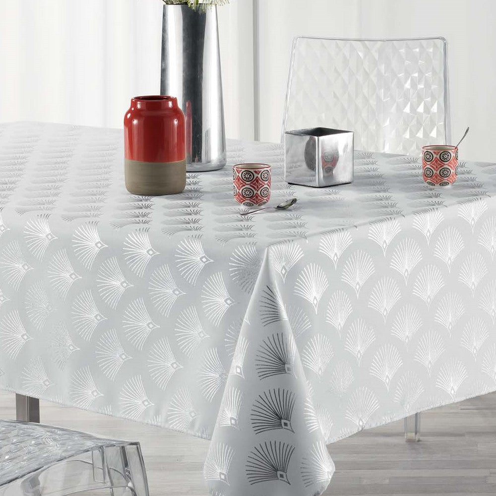 Goldy Metallic Print – White/Silver – duk med flekkavvisende behandling – 150 x 300 cm