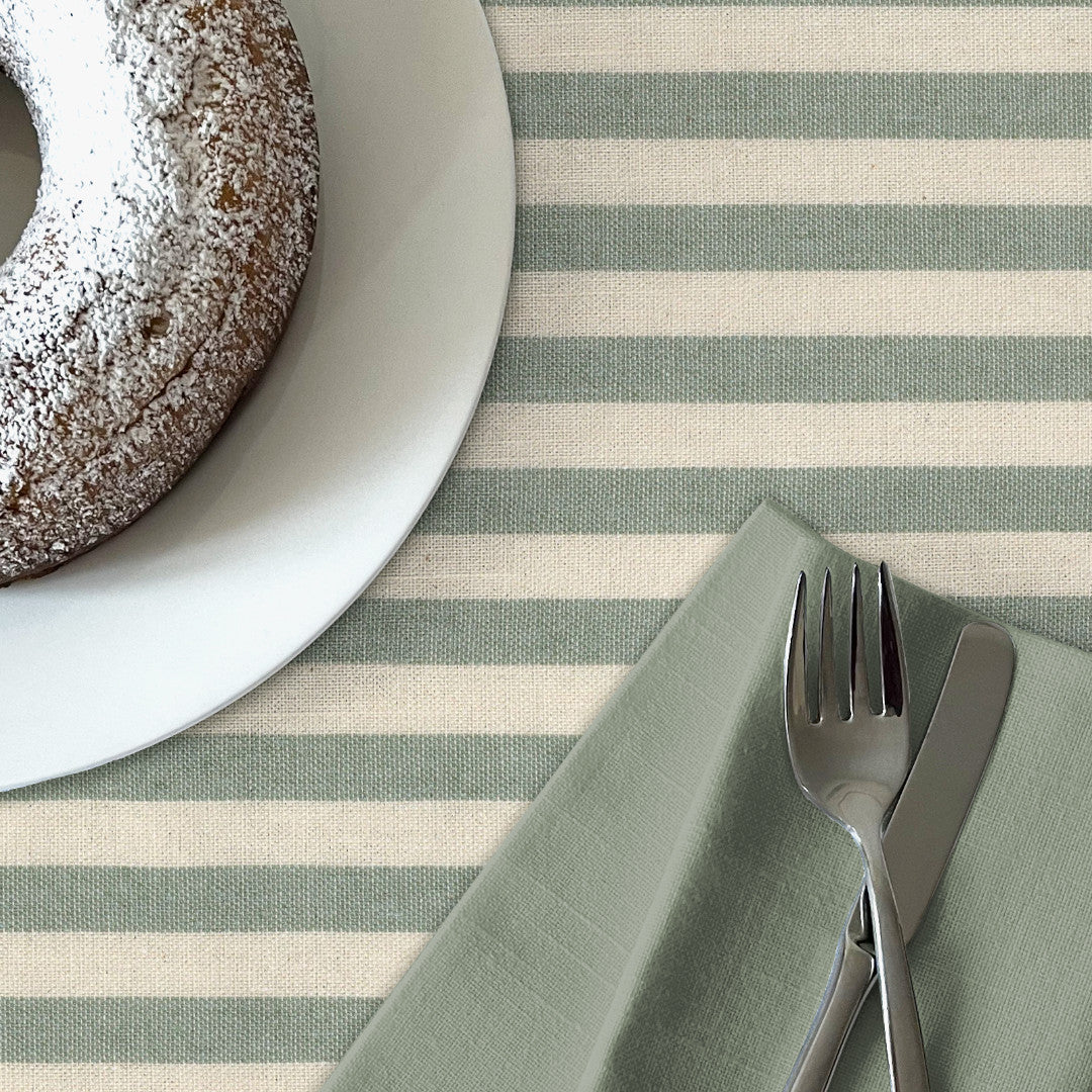 Grønn Nordisk Stripe – Akrylduk i rustikk hørlook, nærbilde
