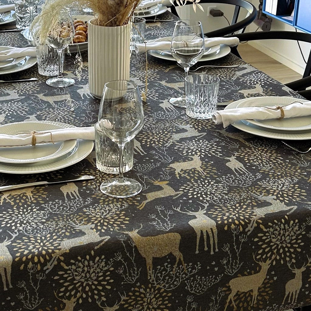 Juleduk Golden Reindeers – Akrylduk med reinsdyr i grått/gull