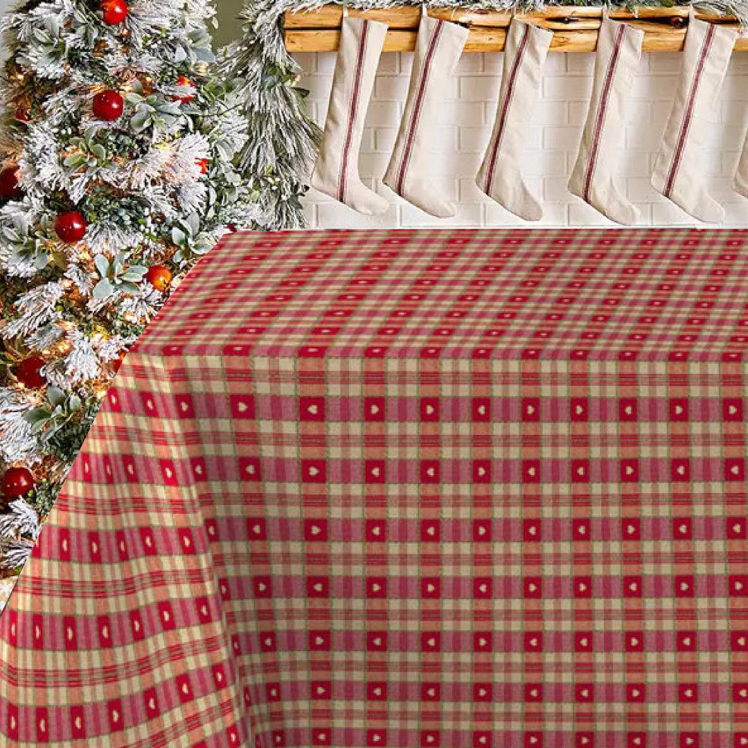 Hjerter i ruter rød, 160 cm bred julevoksduk på bord