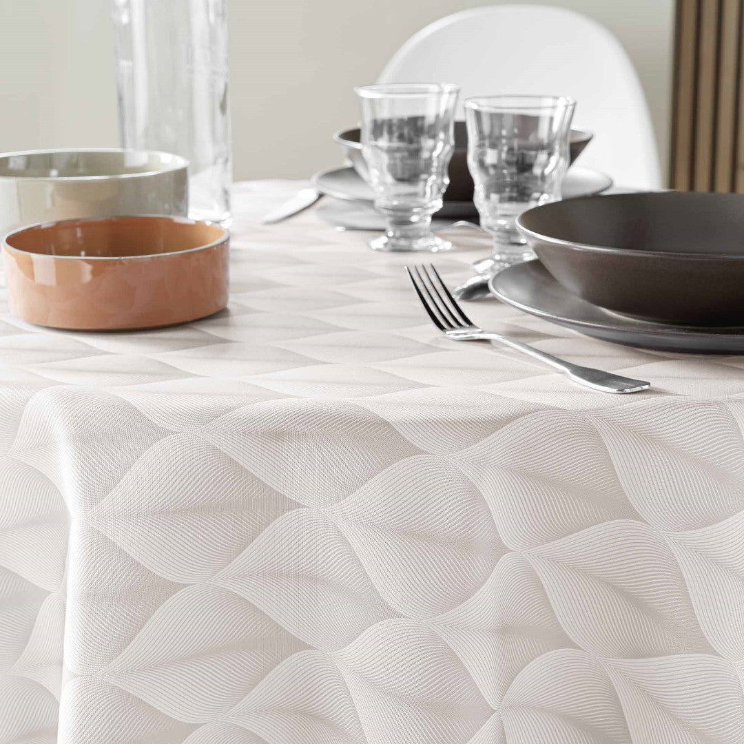 Kalini Naturel Ø 180 cm, rund duk med flekkavvisende behandling