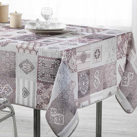 Coeur Dentelle Kniplinge Hjerter – juleduk med flekkavvisende behandling, 150 x 240 cm