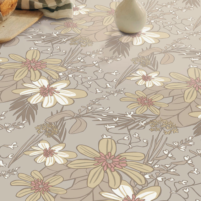 Nærbilde av Violeta Pastel - Voksduk med blomster og blader