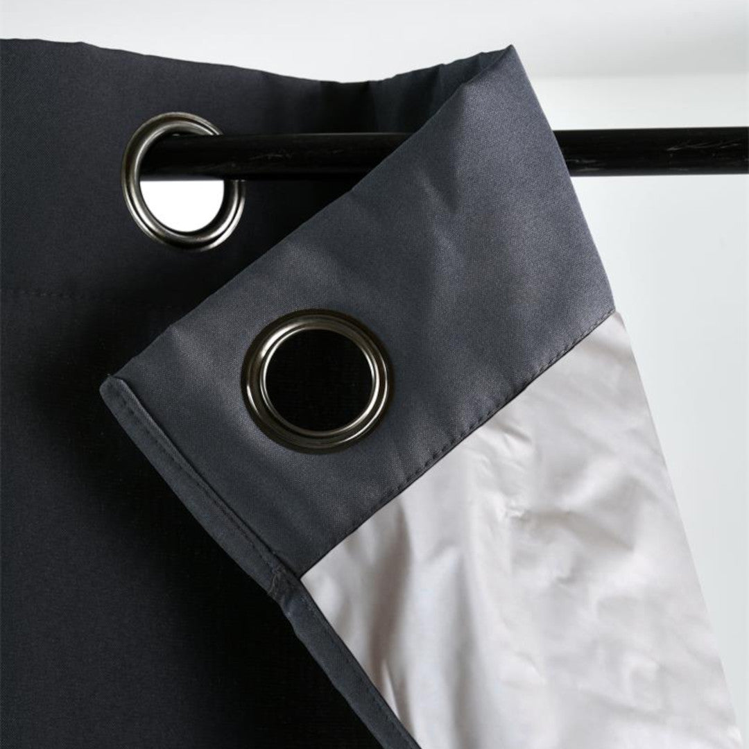 Nelson Antrasitt – Isolerende gardin 135 x 240 cm, hjørne