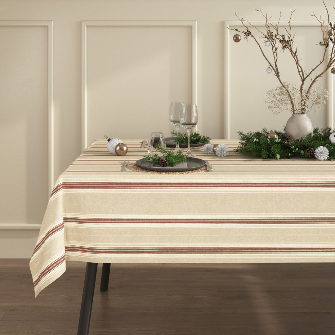Nordisk Julestripe Rød – Juleduk i hørlook med akrylbehandling i miljø