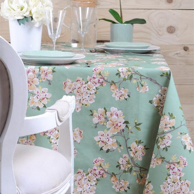 Prunus Grønn - Akrylduk med flotte lyse blomster - 155 cm bred