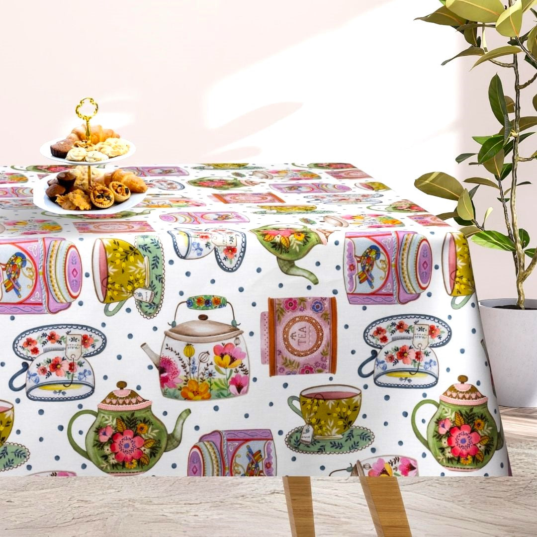 Salone da Tè Bianco – Sjarmerende og morsom akrylduk med alt for tedrikkeren