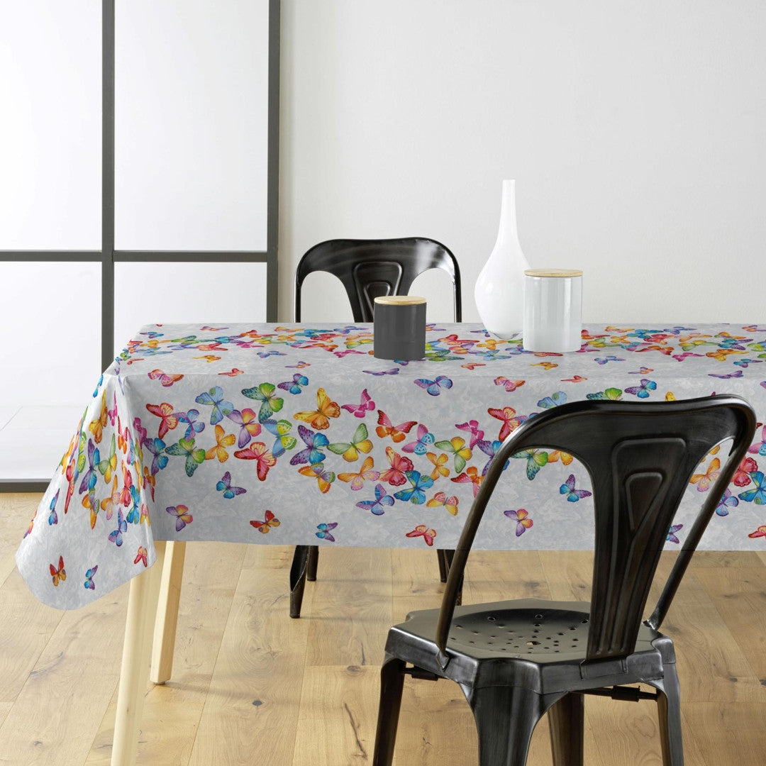 Voksduk med sommerfugler på rad og i mange farger
