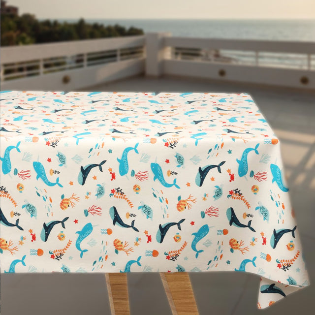 Willie Bleu – Akrylduk med hvaler og havdyr – 155 cm bred