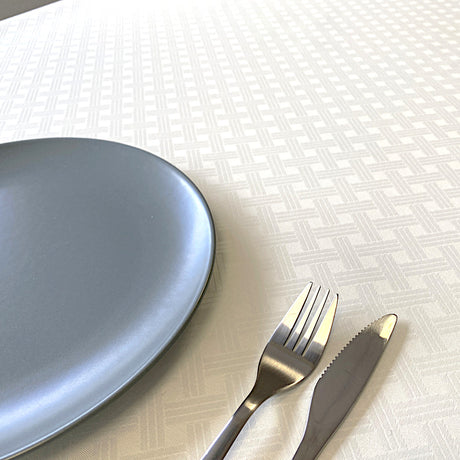 Benlliure Blanco – Jacquardvevd akrylduk, 180 cm bred