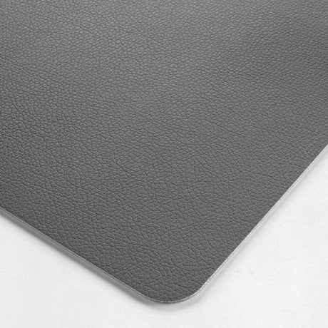 Bergame Grå – Spisebrikke i imitert skinn 30 x 43 cm, vendbar, nærbilde