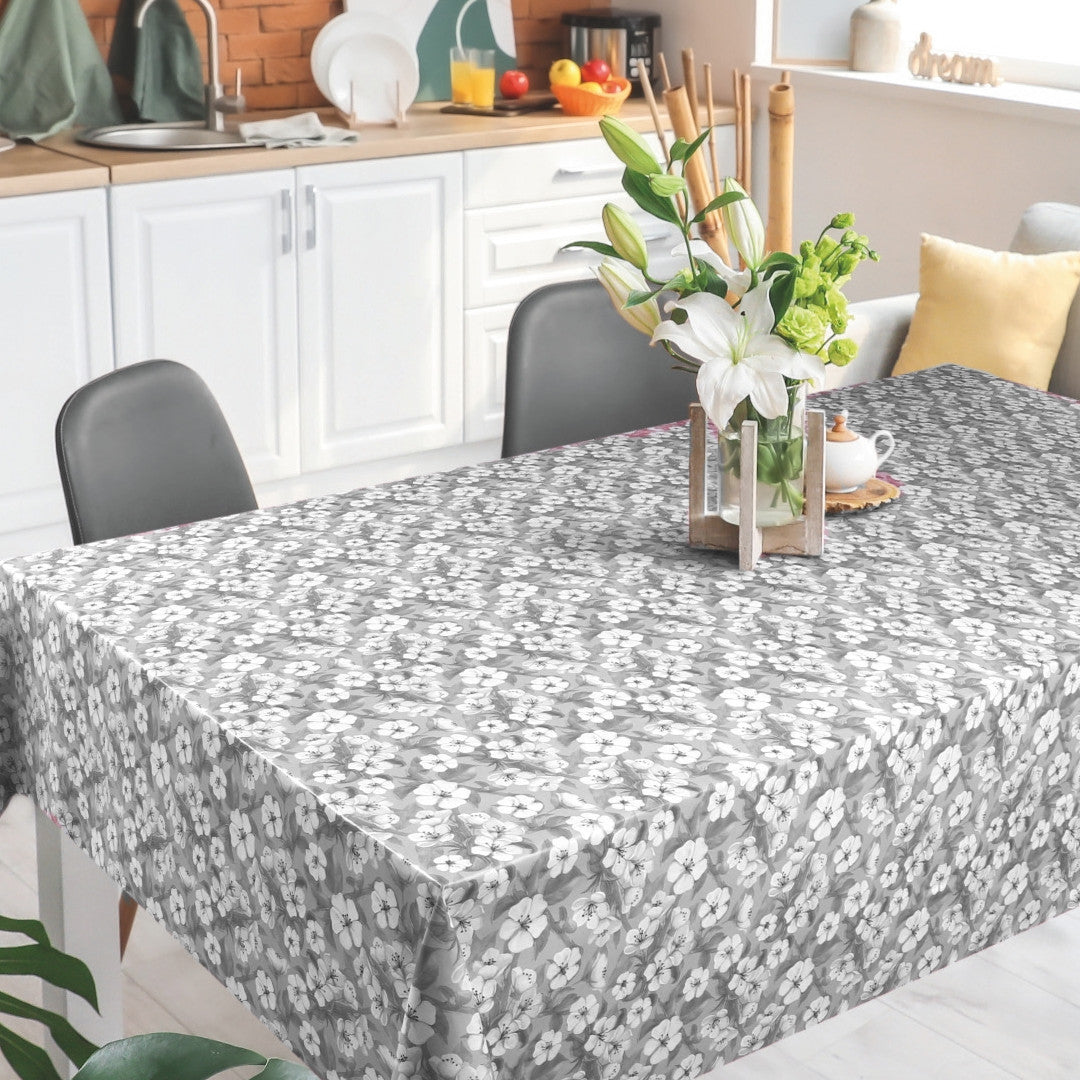 Blomsterflor Grå – Lett pregede voksduk med hvite blomster miljø