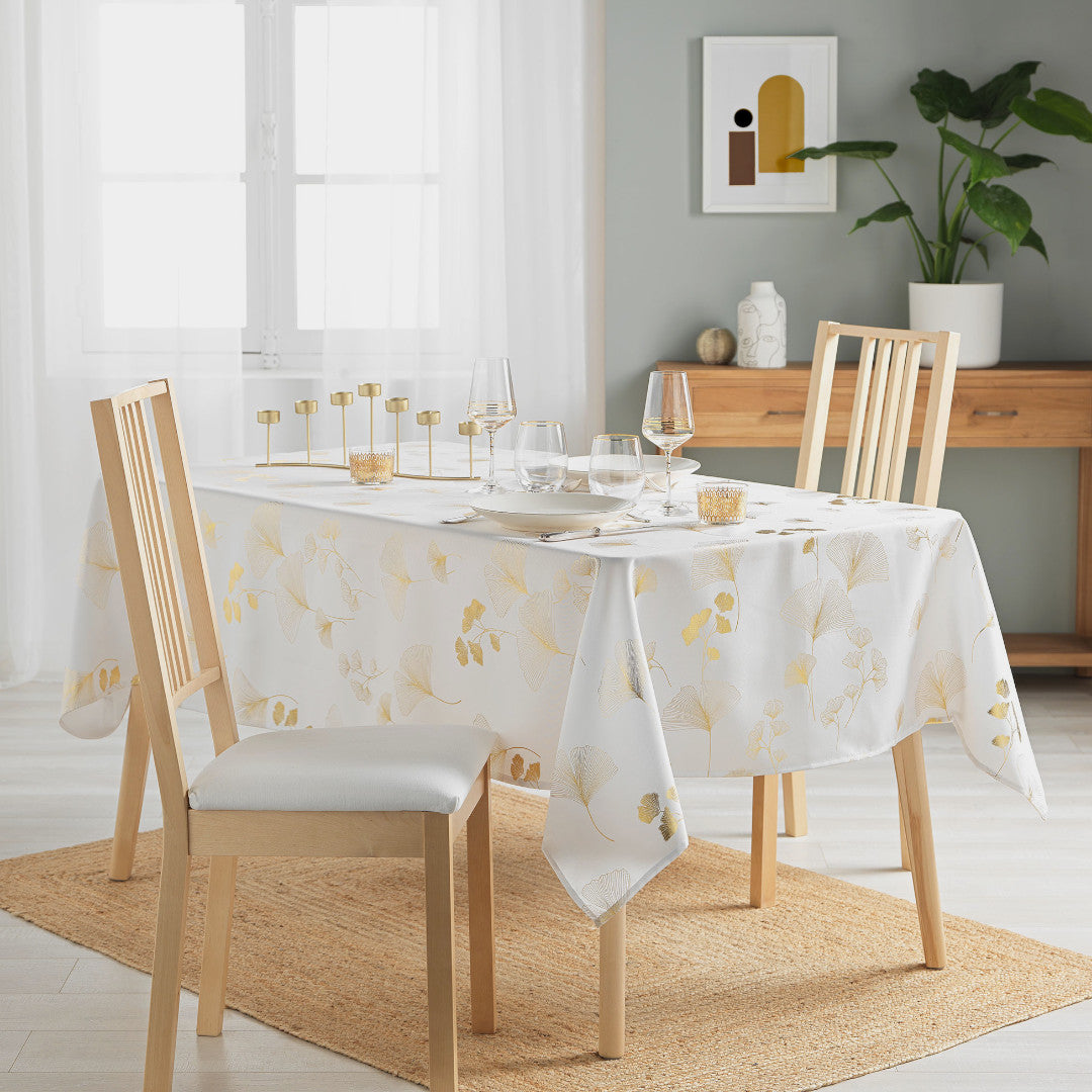 Bloomy Metallic Print – White/Gold – Juleduk med flekkavvisende behandling, 150 x 300 cm