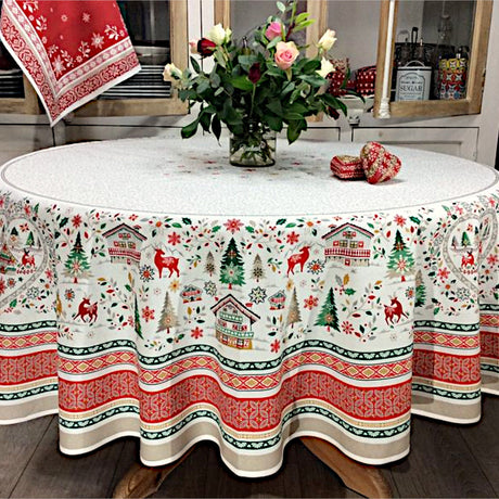 Cervin Rød Grønn – Stor rund akrylbelagt fransk juleduk Ø 230, miljø