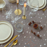 Christmas Carol Natur – Rund damaskvevd juleduk Ø 200 cm