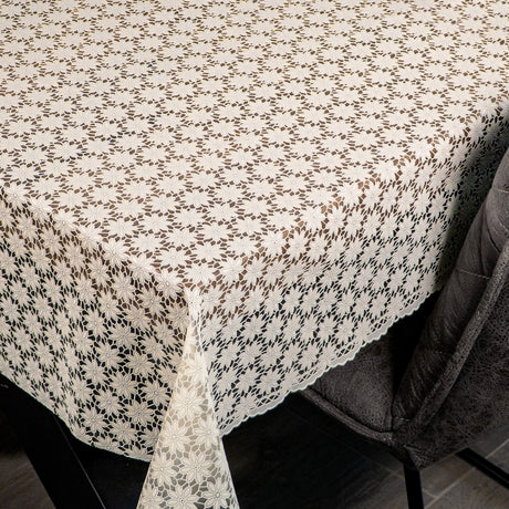 Daisy Lace – Kremfarget blondevoksduk med små blomster, hjørne