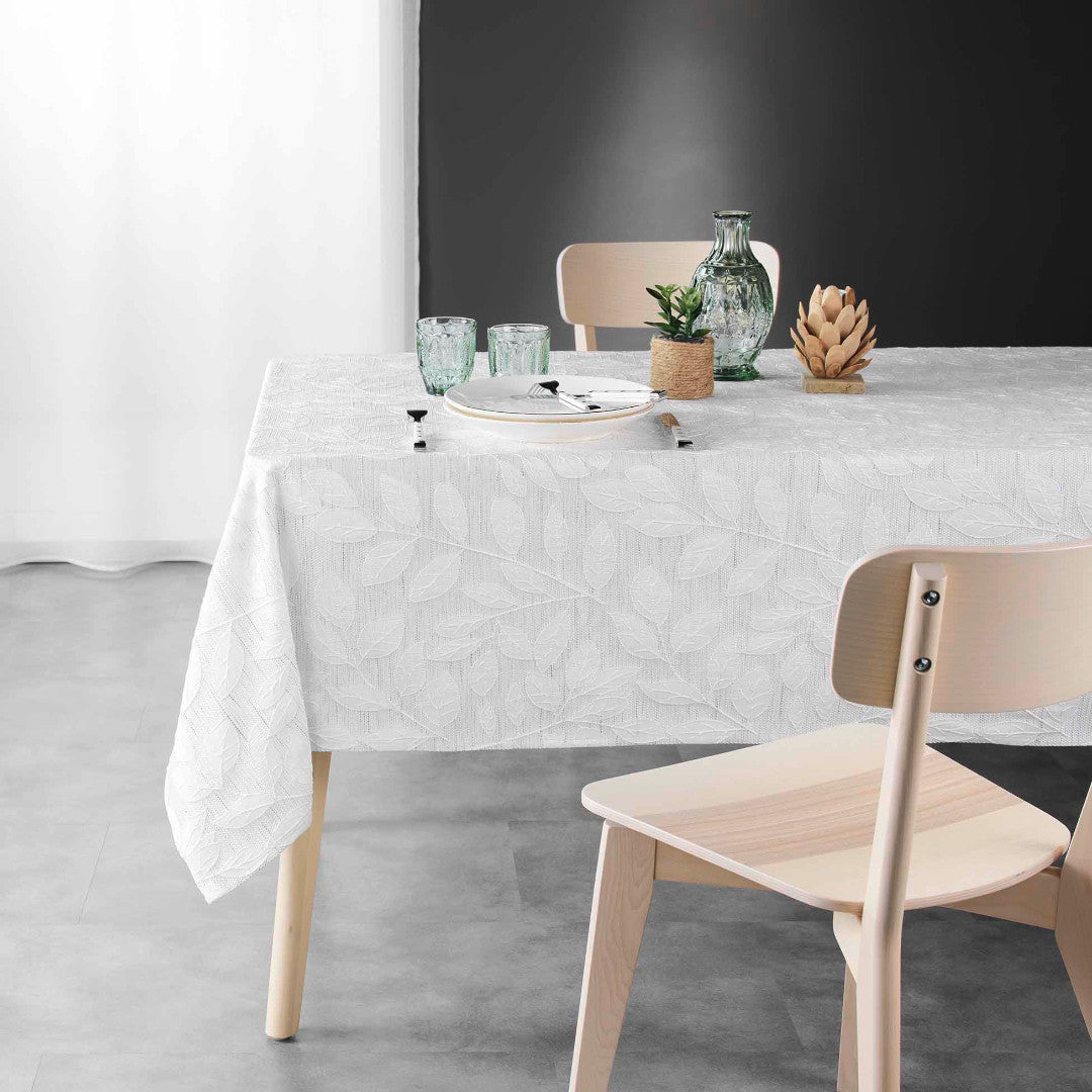 Gipsy – Damaskduk med vevd bladmønster – 140 x 240 cm, miljø