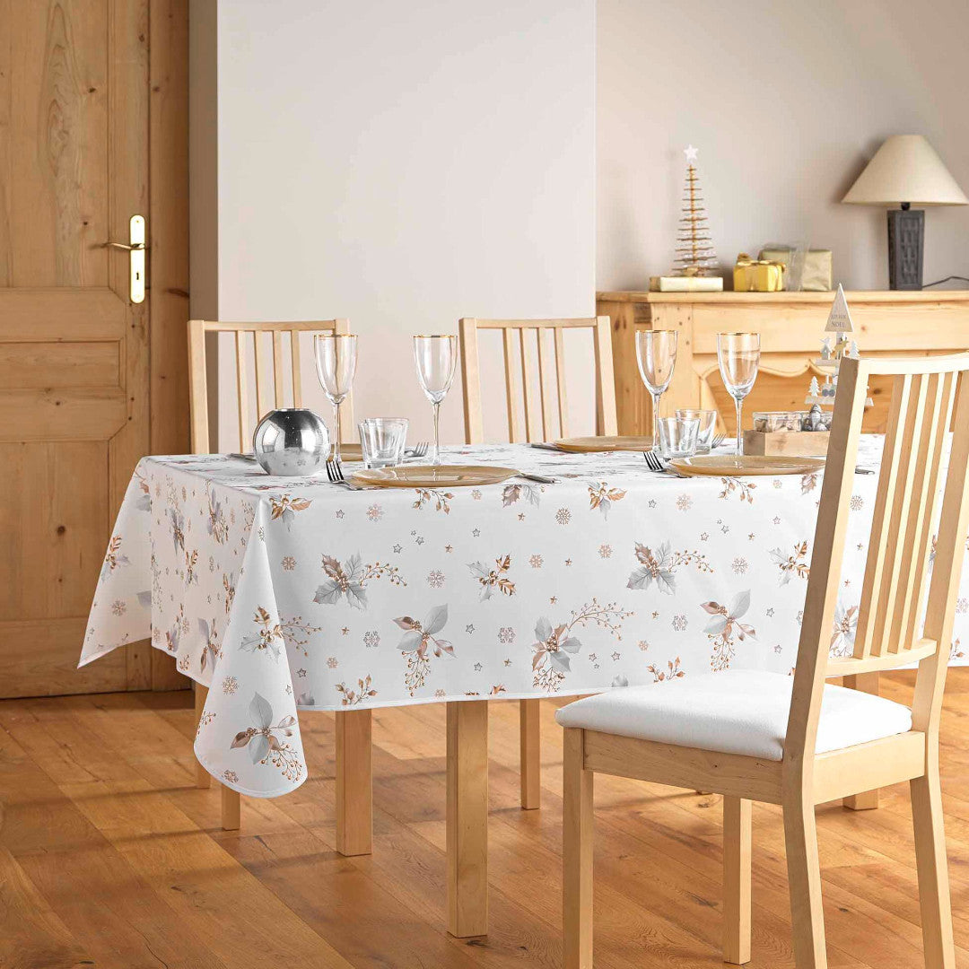 Guido Hvit - juleduk med kristtorn, 150 x 240 cm miljø 2