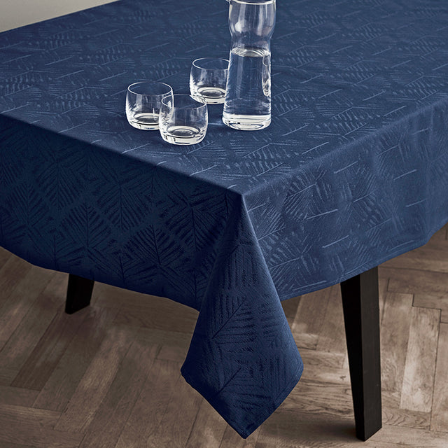 Juna Lea Blå Jacquard Damaskduk – 150 x 220 cm