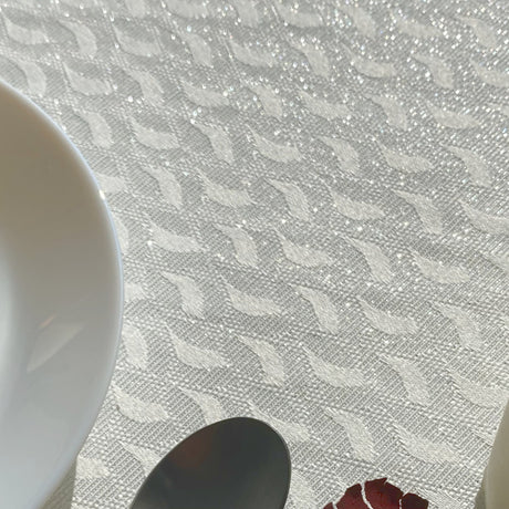 Munch Plata Sølvblad – Elegant akrylduk med lurex i sølv, nærbilde