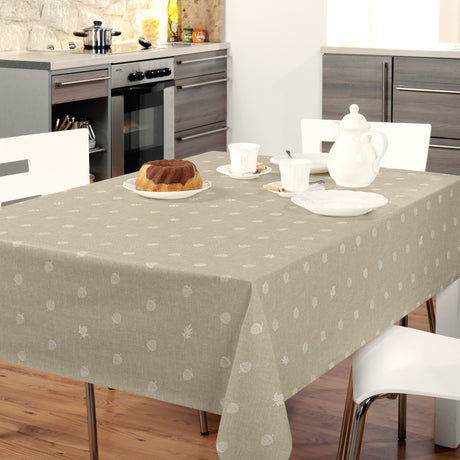 Nordfavn Bolota Beige – Voksduk med eikenøtter og blader i lintrykk, miljø